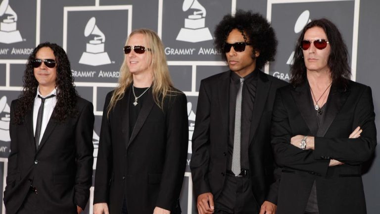 Alice In Chains Resuscitates Multiple Smashes To The Same Chart