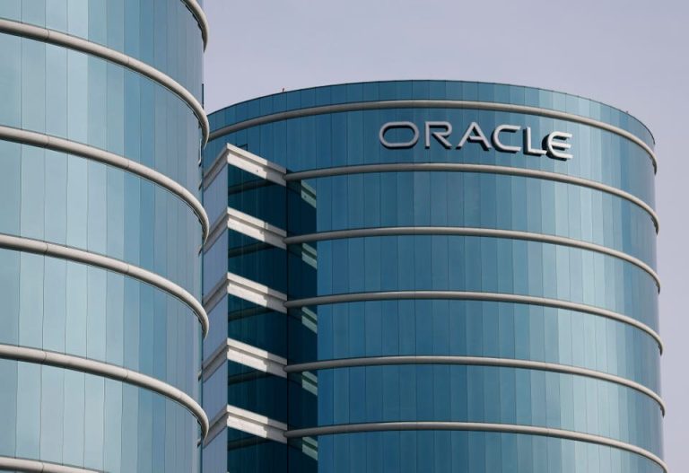 Oracle Stock Rises After Q1 Results Show AI Cloud Growth, Lower Cash Burn